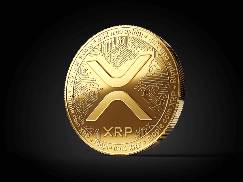 Top Analyst Says XRP Will Climb After Possible Downside